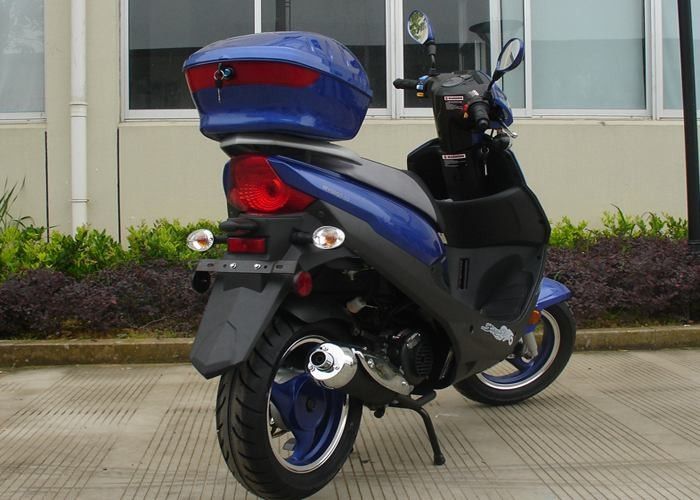 Blauer Roller des Aluminiumrahmen-erwachsener Bewegungsroller-12V 7A des Motor50cc mit Scheinwerfer