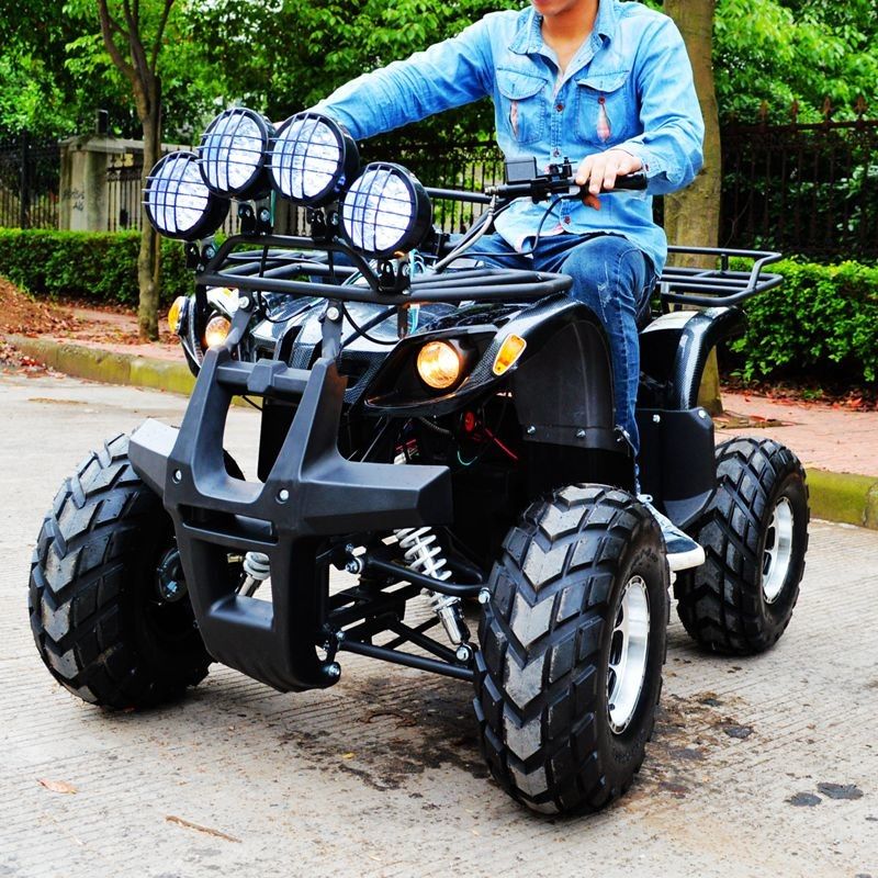 Schwanzloser Motor elektrischen Atv-Viererkabel-Fahrrad DCs 1500W/2000W mit vier hellen Lichtern