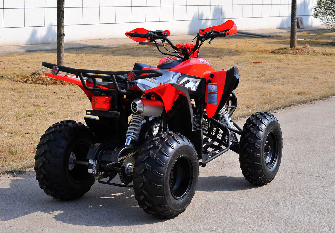 Eine Seat-Jugend-laufenden ATV 200CC Rot 4 x 4 nebeneinander Atv-Gebrauchsfahrzeuge