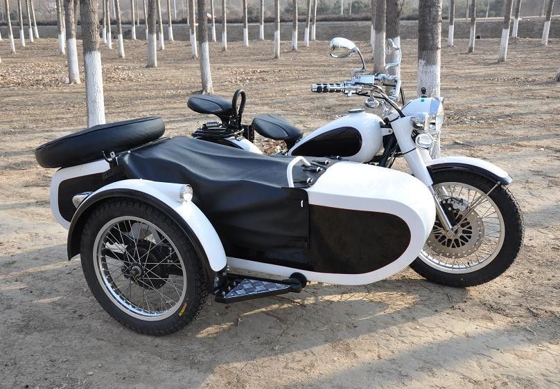 Starke Motorräder Changjiang-Art-750cc verdoppeln Maschinen-Motorrad mit 3 Sitzen