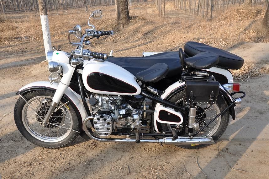 Starke Motorräder Changjiang-Art-750cc verdoppeln Maschinen-Motorrad mit 3 Sitzen